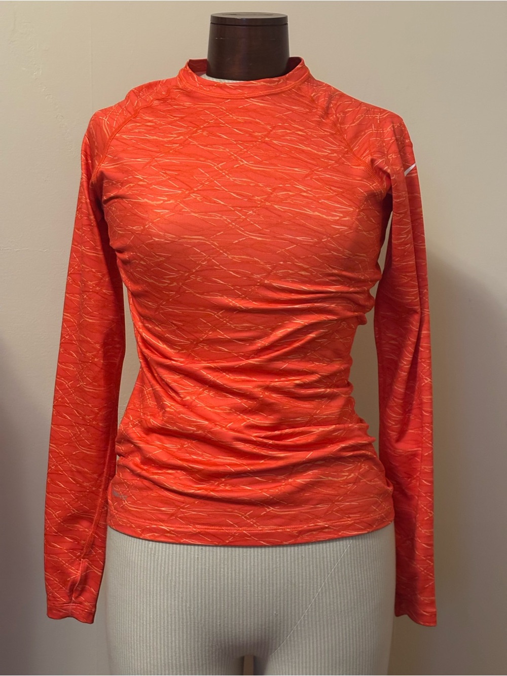 NIKE Pro Combat dri-fit orange print top (fitted)
$24 MED